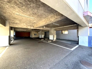 【駐車場】 | ロイヤルクレイン佐古