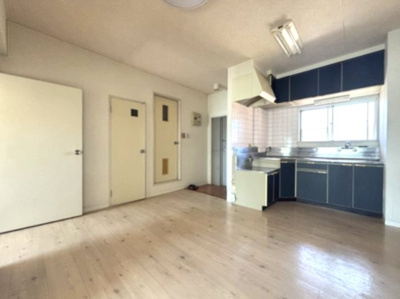 【居間・リビング】 | ロイヤルクレイン佐古