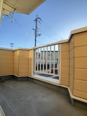 【バルコニー】 | ピーチハウス | バルコニー付きです