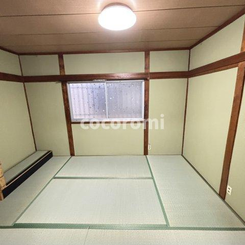 八雲北町車庫付き貸家の和室