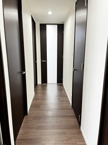 百道タワーの玄関