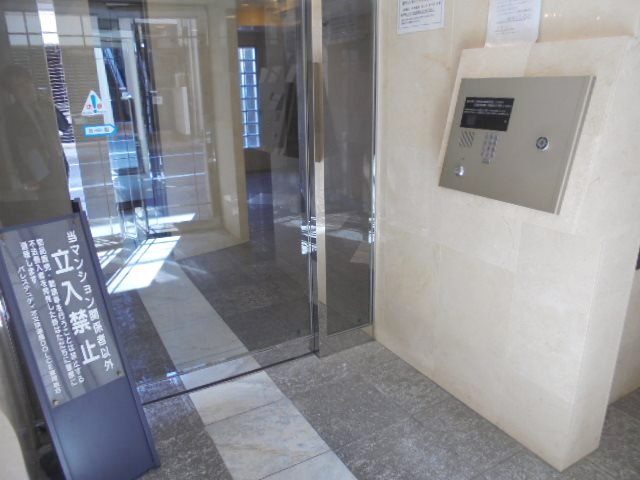 パレステュディオ文京湯島ＤＯＬＣＥのエントランス|エントランス