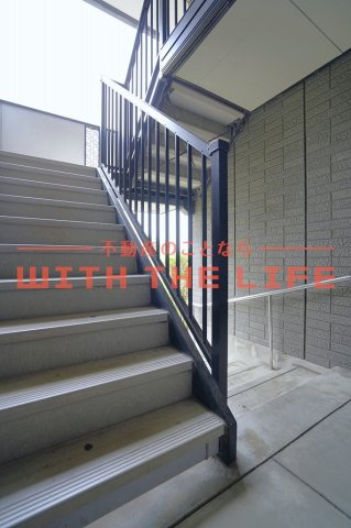 ピュアドーム1【キャッシュバック対象物件】のエントランス|建物の内部です