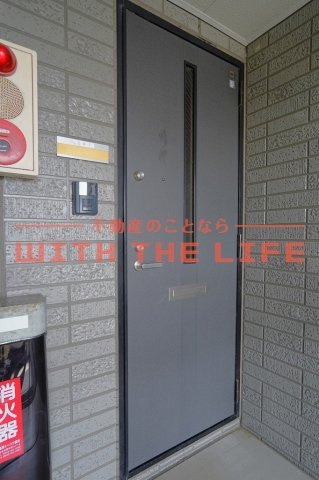 ピュアドーム1【キャッシュバック対象物件】のロビー|落ち着いたロビーです