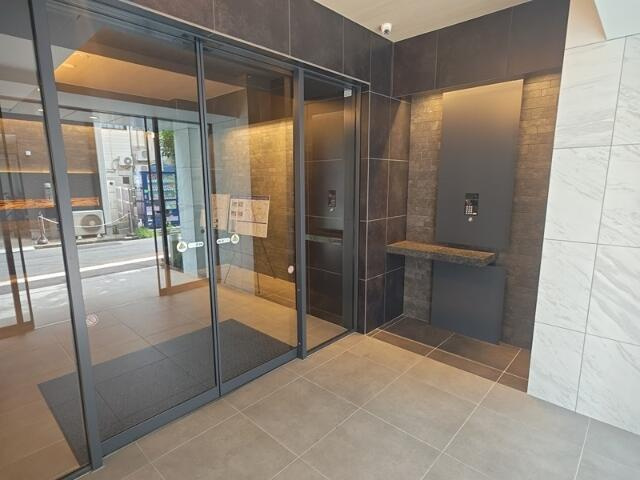 エスティメゾン赤羽Ⅱのエントランス|建物のエントランスです