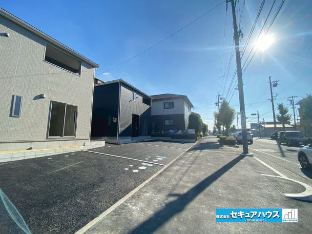 【今からご案内可能】東海市富貴ノ台 全3棟の前面道路含む現地写真|事前予約にて現地ご見学いただけます！お気軽にお問い合わせください♪
■株式会社　セキュアハウス■
住宅ローンに強く、知識、経験豊富なスタッフ在籍
お客様に寄り添い、ご成約後もサポート致します。