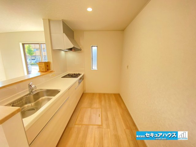 【同施工物件ご案内可能】東海市富貴ノ台 全3棟　（ 月々80,000円～）の内観：施工例|【LDKイメージ】
◆日当たりが良く温かい広々リビングは家族の団らんスペースになります。