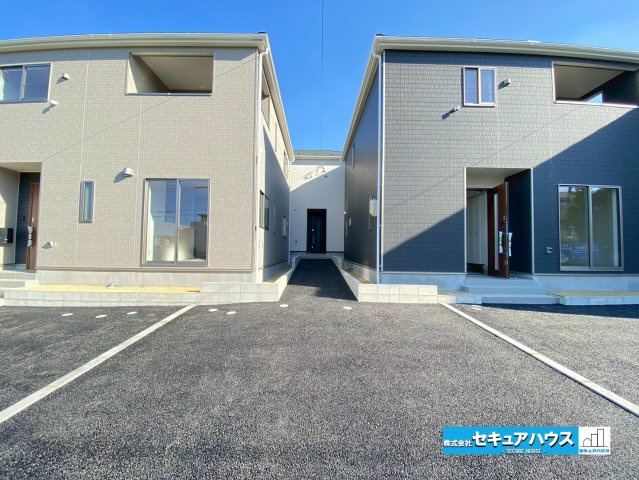 【同施工物件ご案内可能】東海市富貴ノ台 全3棟　（ 月々70,000円～）の前面道路含む現地写真|事前予約にて現地ご見学いただけます！お気軽にお問い合わせください♪
■株式会社　セキュアハウス■
住宅ローンに強く、知識、経験豊富なスタッフ在籍
お客様に寄り添い、ご成約後もサポート致します。