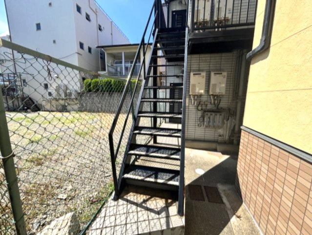 コーポクレドール のエントランス