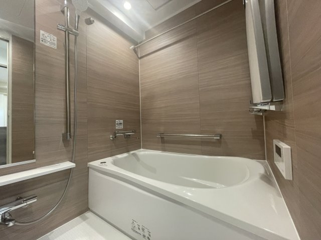 アンピール空港西の浴室