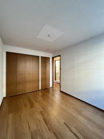 ソレアード・プラーサＡの駐車場