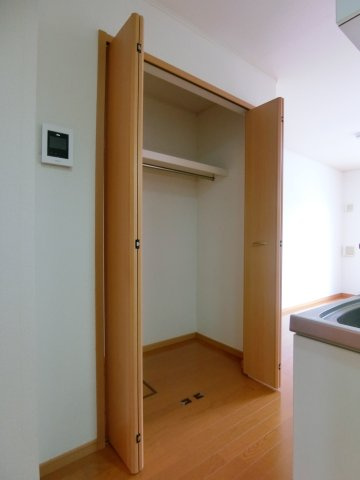 オリエント中島　Ｂの収納