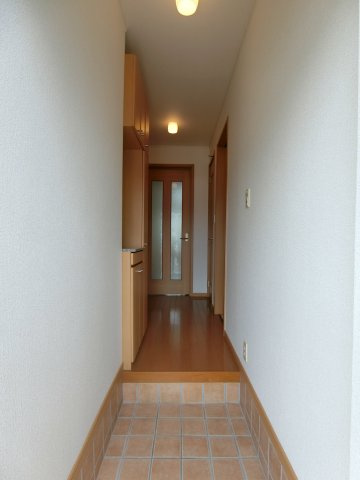 オリエント中島　Ｂの玄関