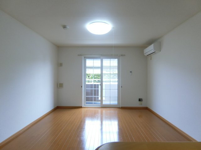 オリエント中島　Ｂの居間・リビング