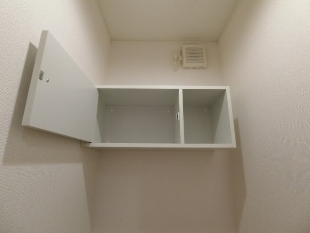 オリエント中島　Ｂの収納