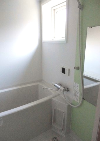 遠野市材木町のアパートの浴室