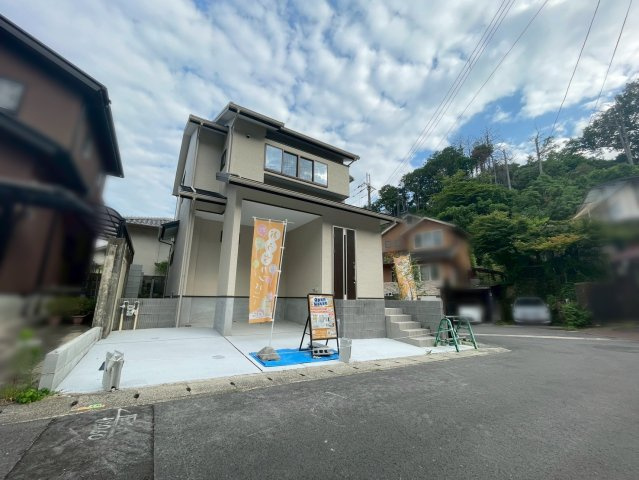 静市市原町の前面道路含む現地写真
