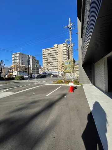 エスリード新栄グラティア　名古屋市賃貸　仲介手数料無料の駐車場