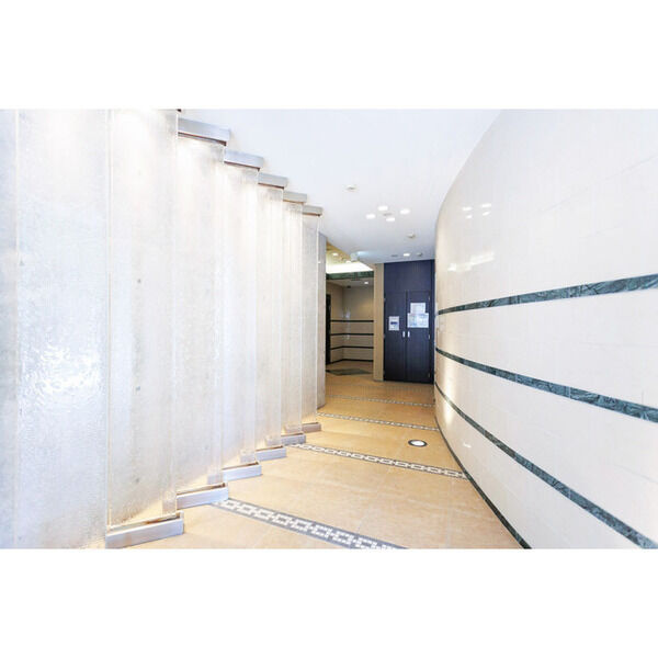 大阪市淀川区宮原２丁目の事務所のロビー