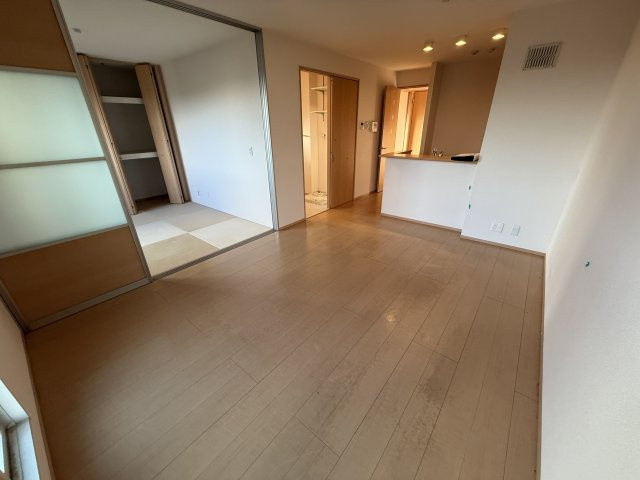 メープル住吉の居間・リビング