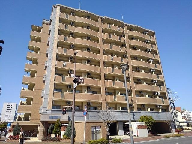 フォーウィルズコートの外観