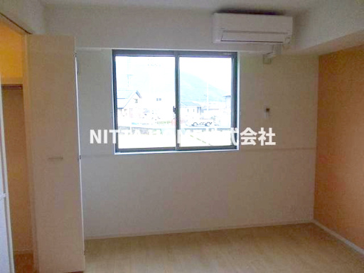 コンコードⅠの洋室|独立した洋室は６．２帖です(^^)