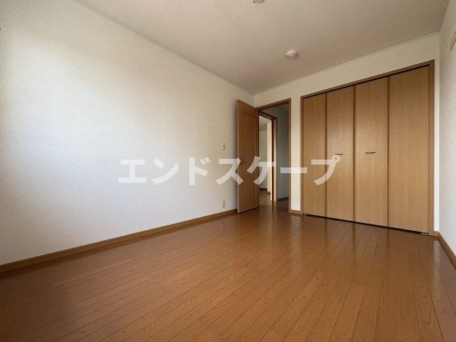 リヴィエールⅢ・Ａの洋室|高崎、前橋のお部屋探しはエンドスケープまで！お客様の理想お聞かせ下さい♪