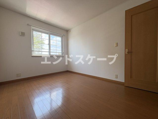リヴィエールⅢ・Ａの洋室|高崎、前橋のお部屋探しはエンドスケープまで！お客様の理想お聞かせ下さい♪