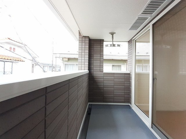 フォーエバーのバルコニー