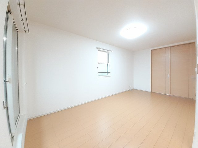 フォーエバーの内装