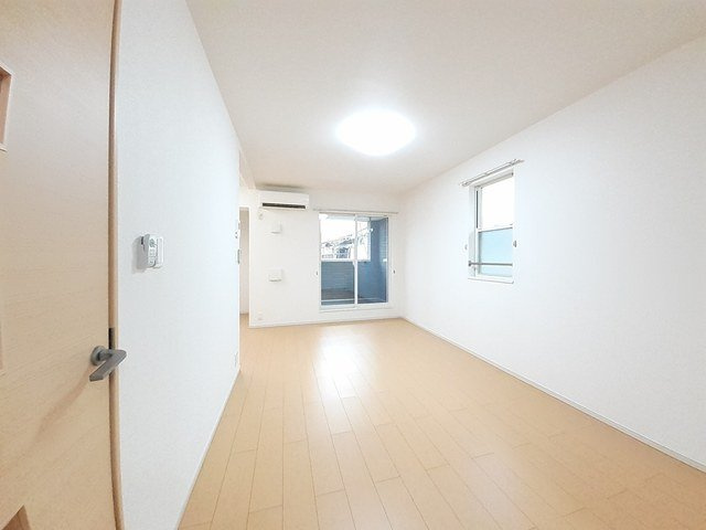 フォーエバーの居間・リビング