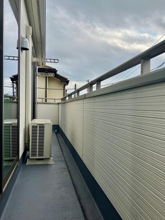 矢作町戸建のバルコニー