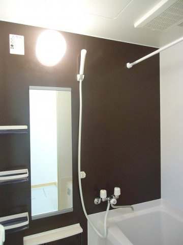 ノイエツァイトⅣの浴室