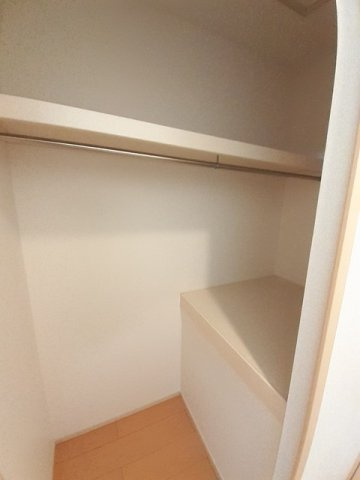 メゾン　ド　フランの収納