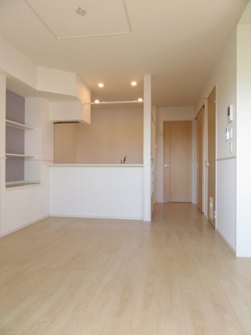 フォルツァ壱番館の居間・リビング