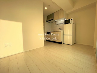 【居間・リビング】 | セルン新町 | 5.7帖のダイニングキッチンです♪