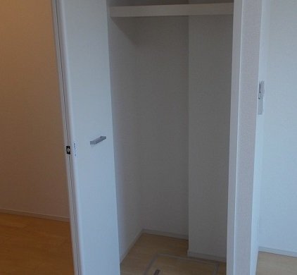 グランド　ソレイユ弐番館の収納