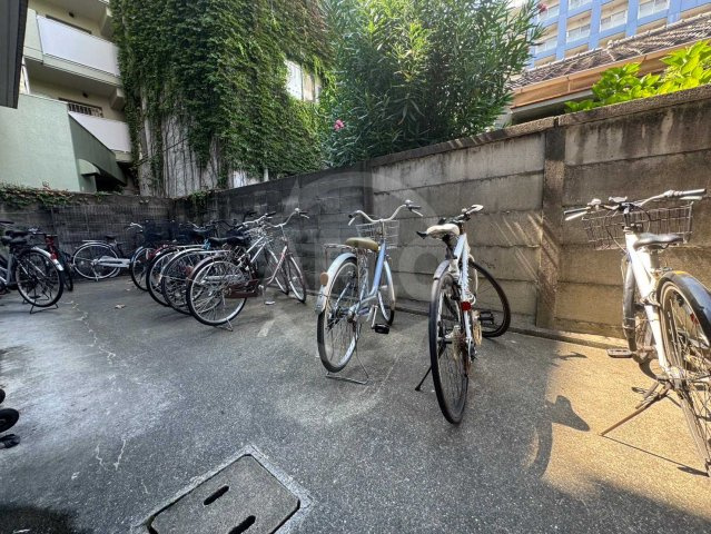 メゾンドフェンテの設備|メゾンドフェンテ　駐輪場