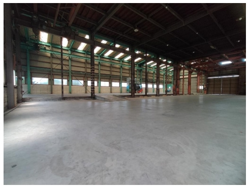 東大阪市池島町クレーン付倉庫・事務所の内装