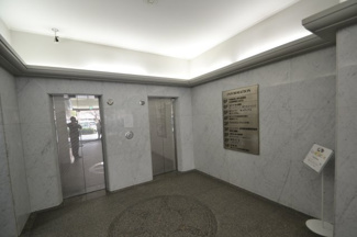 【エントランス】