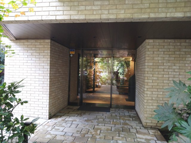 インプレスト文京東大前のエントランス|エントランス