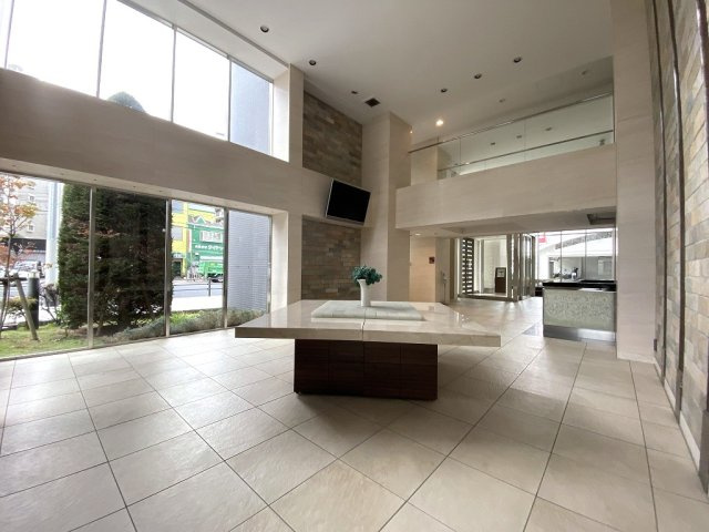 【ロビー】エステムプラザ神戸西Ⅳインフィニティ 