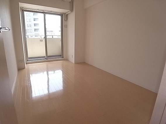 ウィンテージ神戸元町の居間・リビング