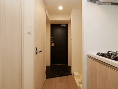 【玄関】 | グランカリテ九条南 | 明るい玄関です