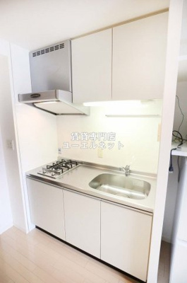 【キッチン】 | アパートメンツ江坂 | システムキッチンで毎日の料理を楽しく♪