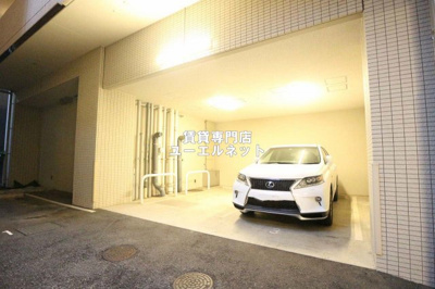 【駐車場】 | アパートメンツ江坂 | 敷地内駐車場あり◎