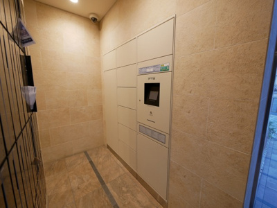 【その他共用部分】 | TLRレジデンス本町WEST | 宅配ボックスです