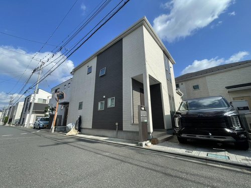 埼玉県新座市片山１丁目　中古住宅　限定１棟