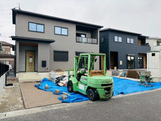 新築戸建　大垣市長沢町５丁目　全３区画分譲の外観|「現地（2025年10月28日）撮影」　
■外観写真　
■ヤマダ不動産　株式会社リライフ　