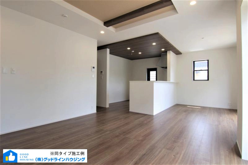 三木市緑ヶ丘町東１丁目　平屋の居間・リビング